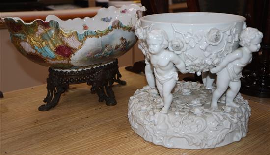 A Sitzendorf white glazed fruit bowl and a Haviland oval centrepiece on a bronze base (2) Centrepiece H.20cm